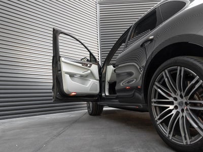 2017 Porsche Macan Macan Turbo