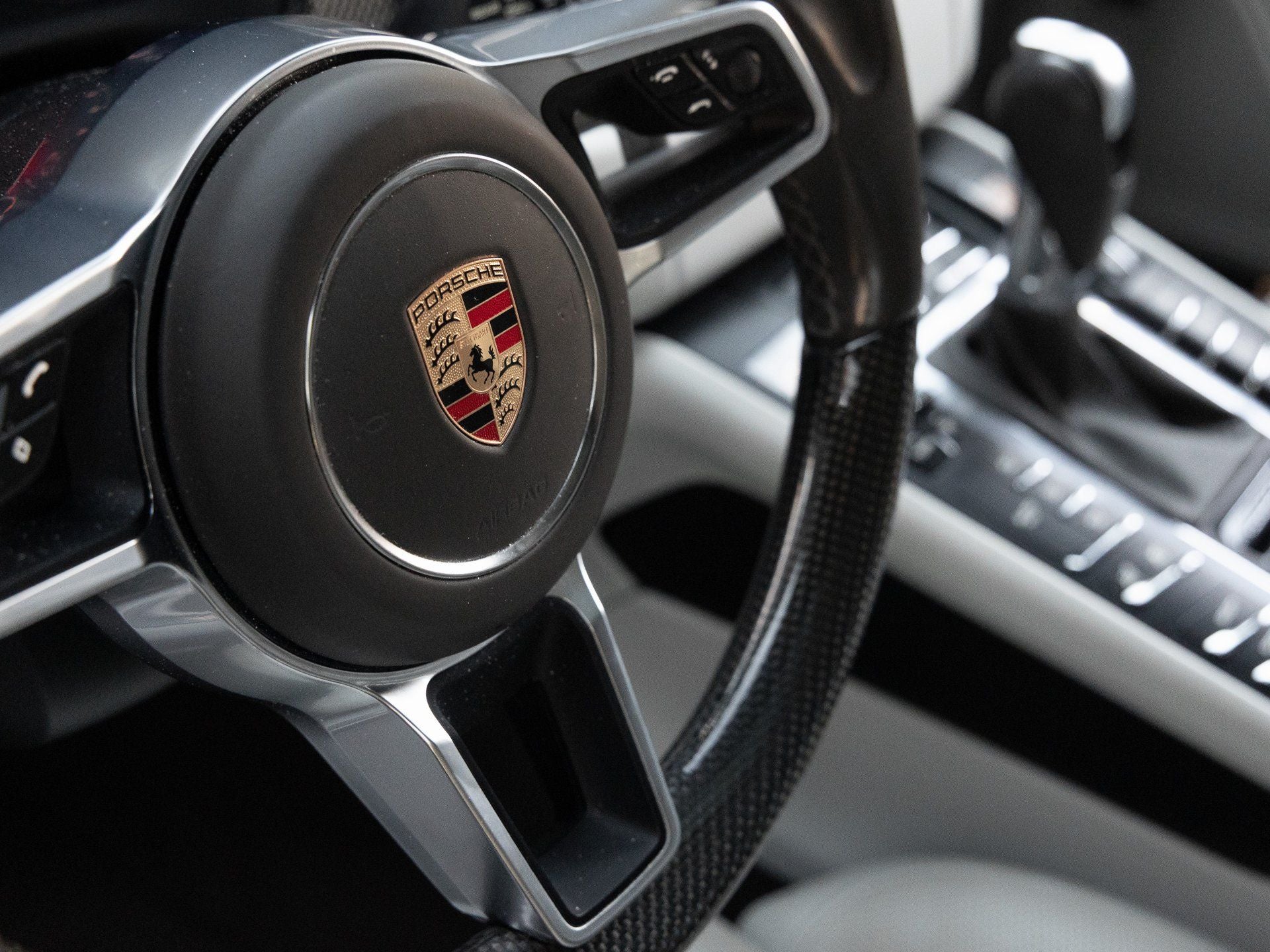 2017 Porsche Macan Macan Turbo