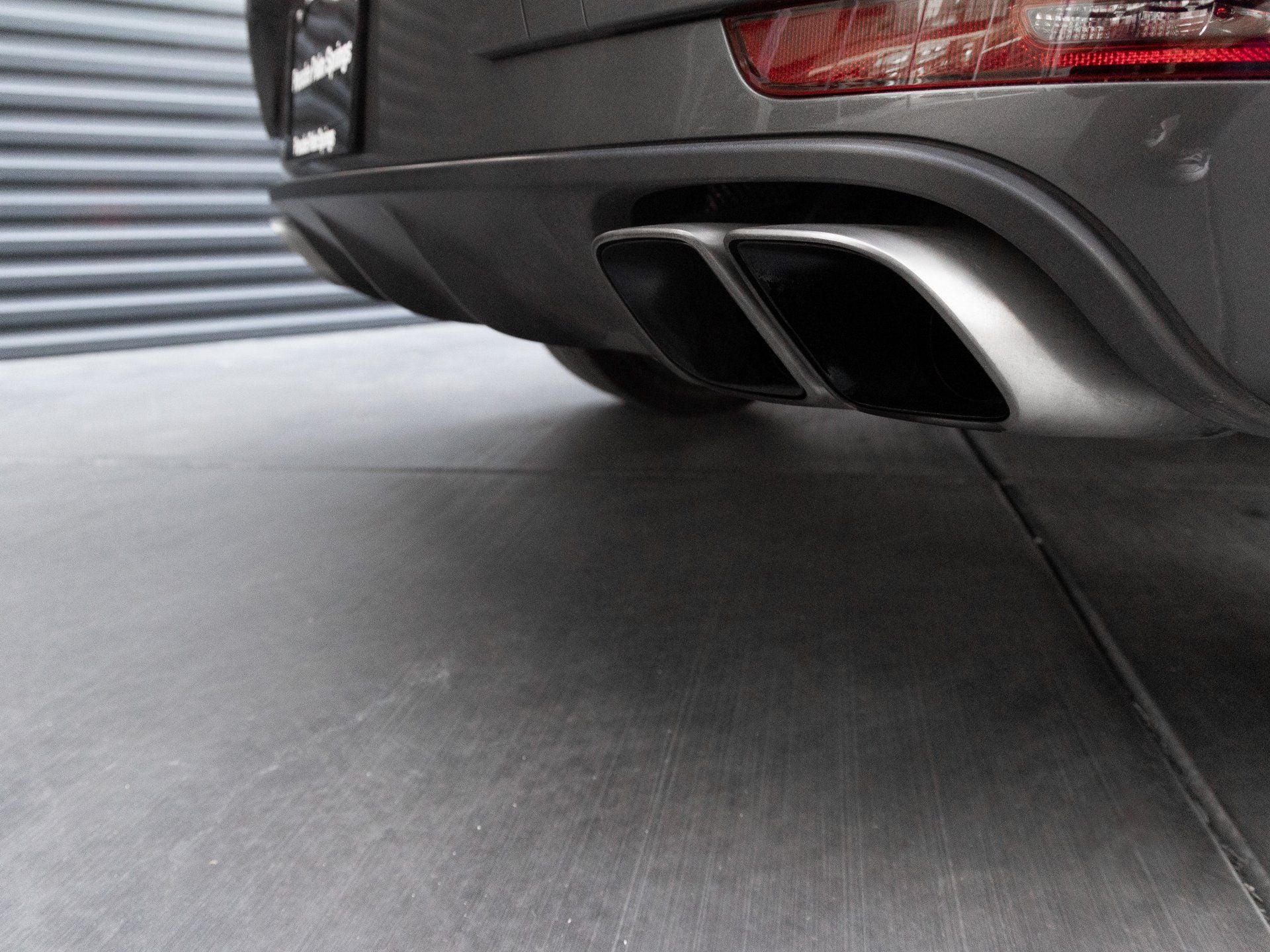 2017 Porsche Macan Macan Turbo