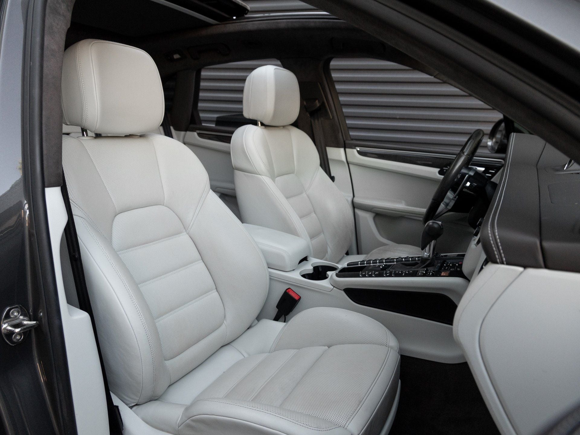 2017 Porsche Macan Macan Turbo