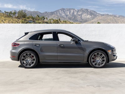 2017 Porsche Macan Macan Turbo