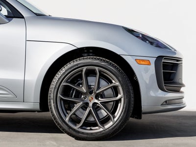 2026 Porsche Macan Macan GTS