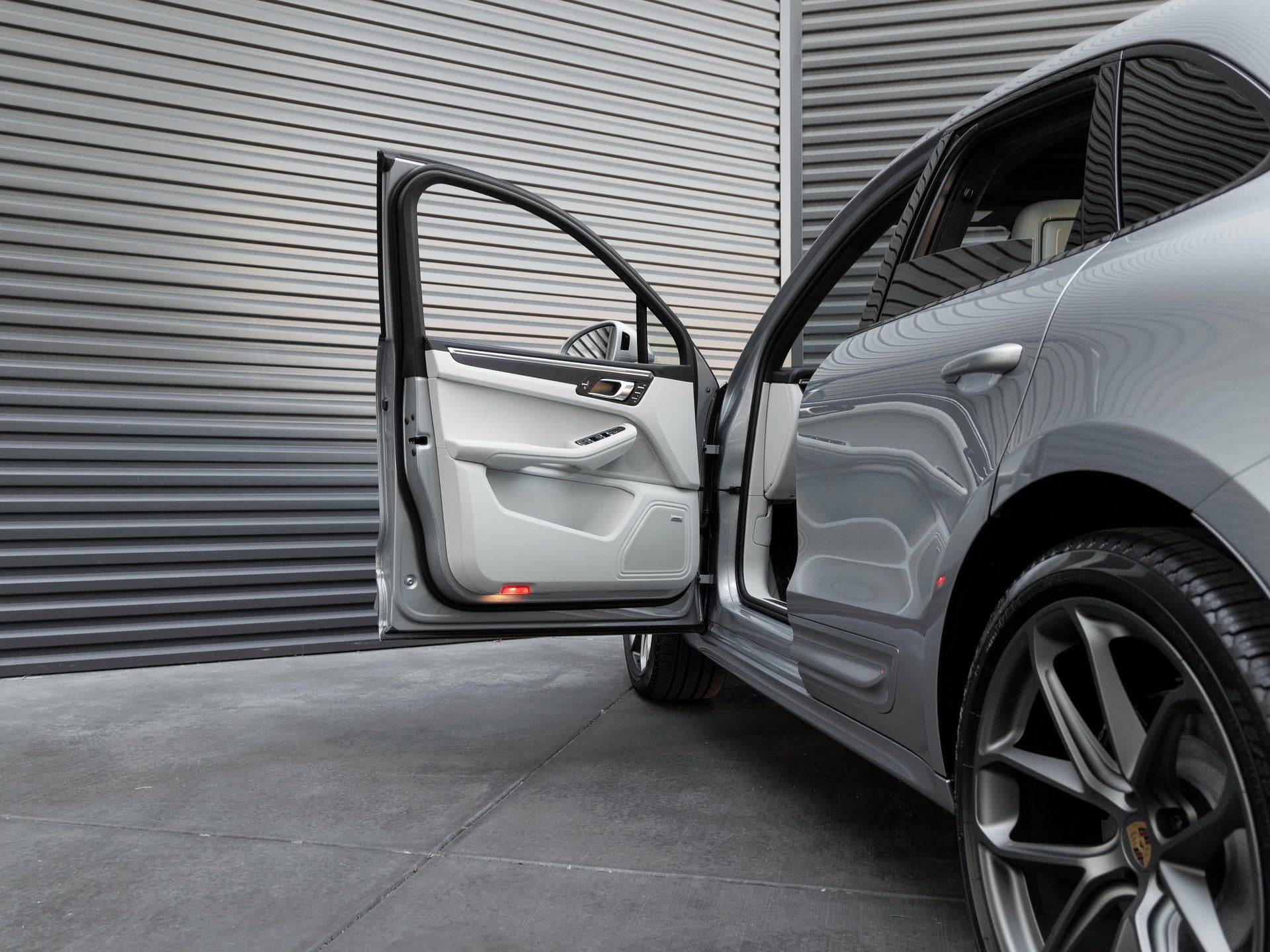 2026 Porsche Macan Macan GTS