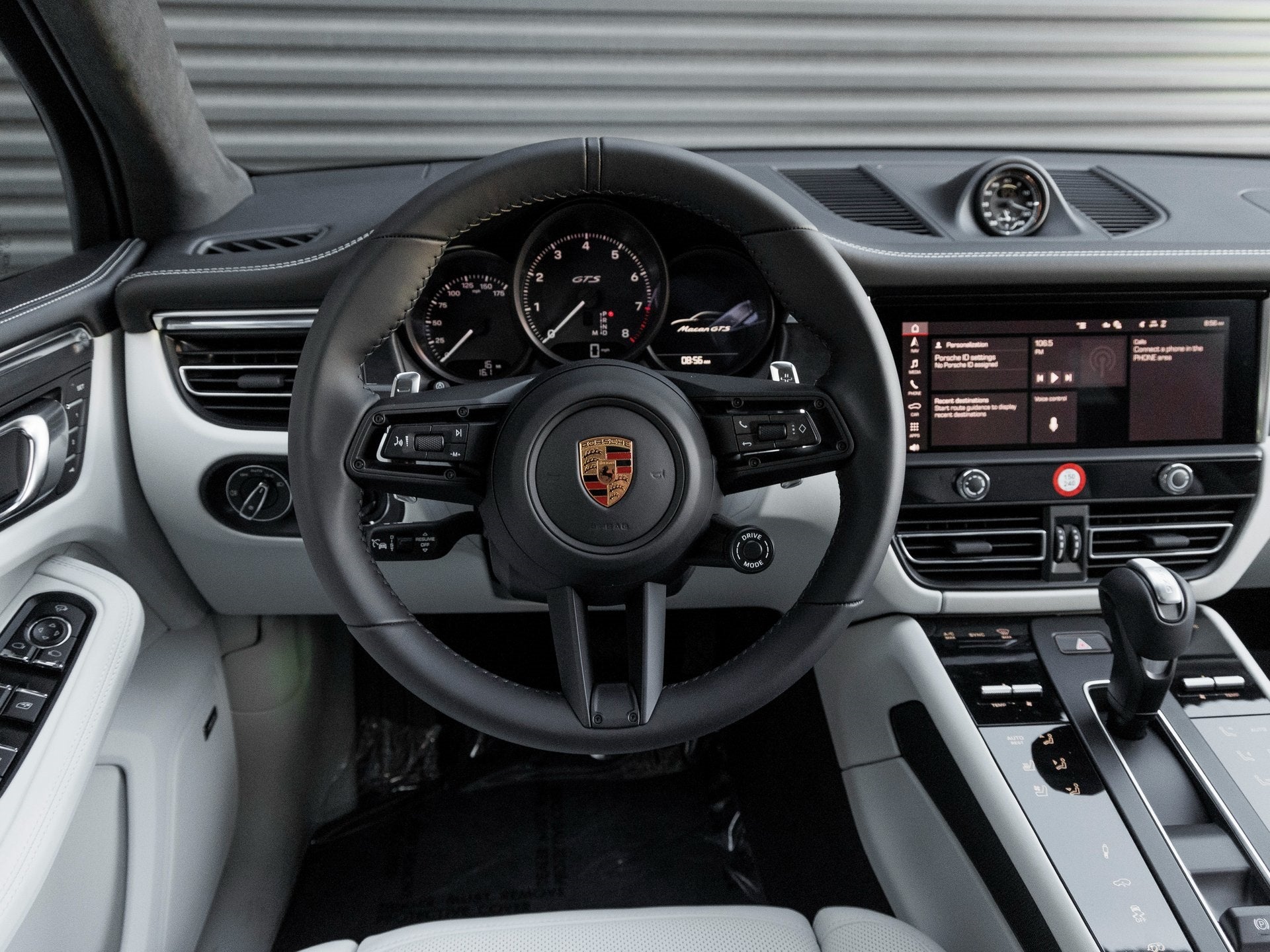 2026 Porsche Macan Macan GTS