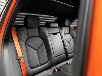 2024 Porsche Macan Macan GTS (MY24)