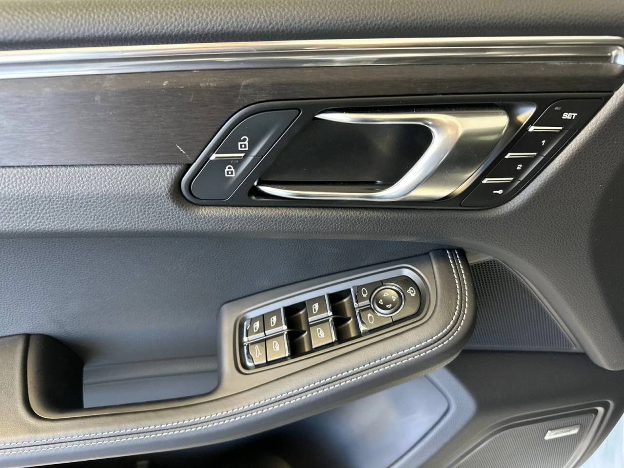 2026 Porsche Macan Macan GTS