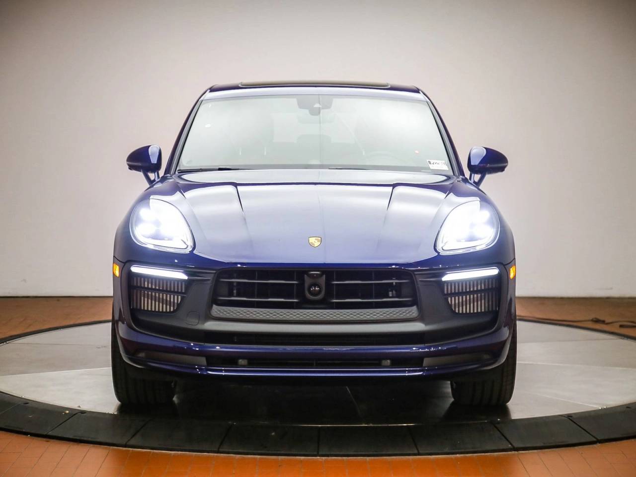 2026 Porsche Macan Macan GTS