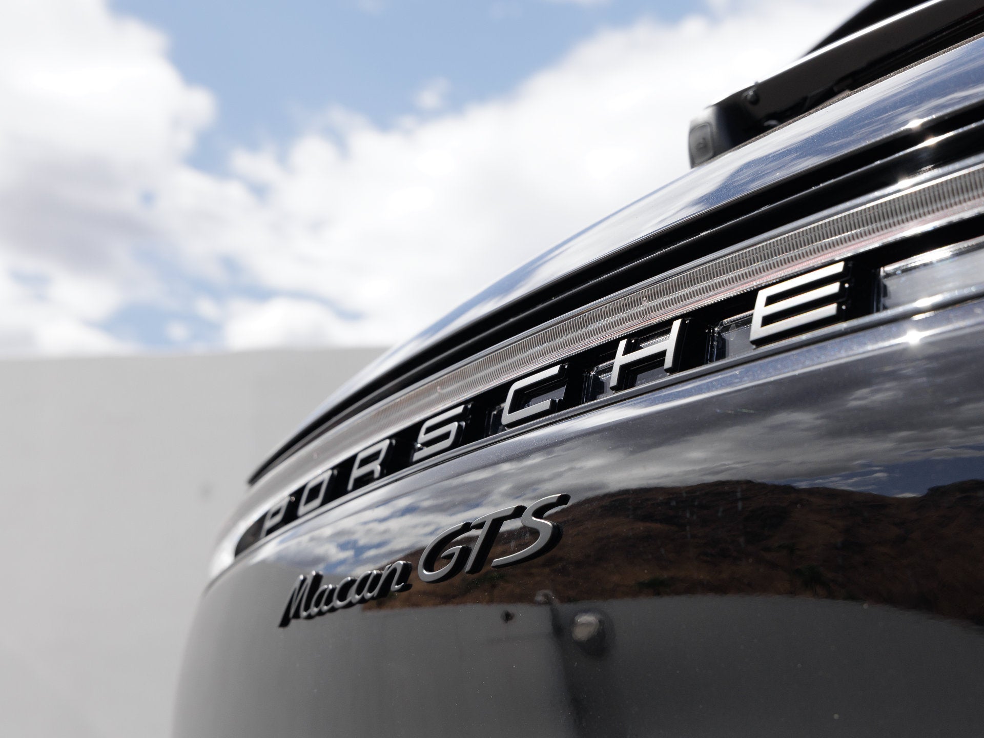 2026 Porsche Macan Macan GTS
