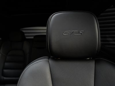 2026 Porsche Macan Macan GTS