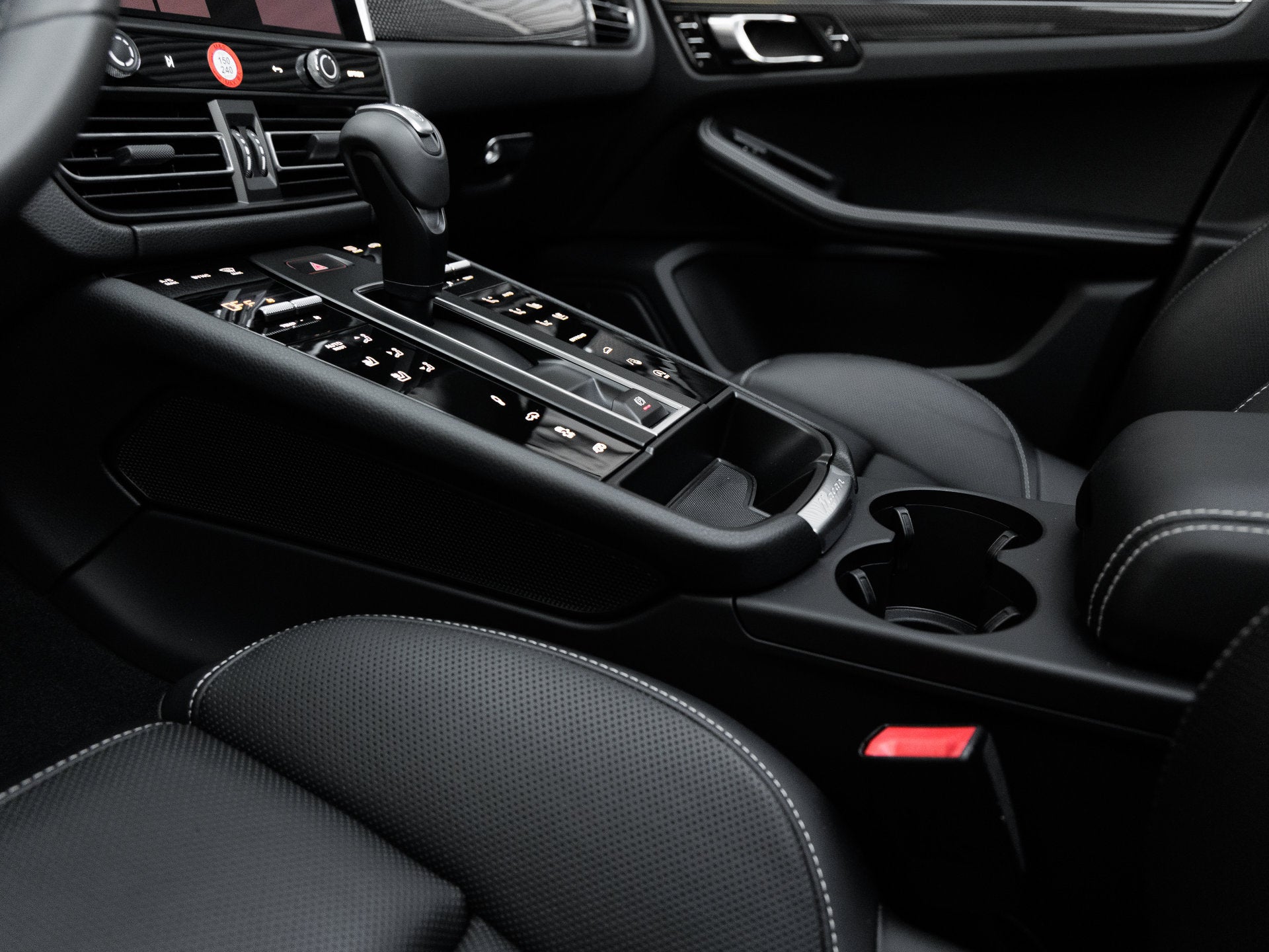 2026 Porsche Macan Macan GTS