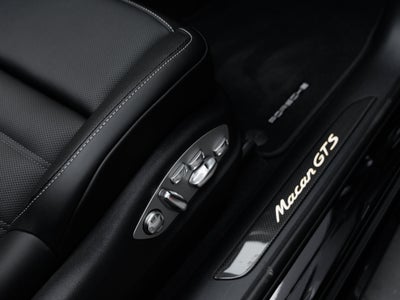 2026 Porsche Macan Macan GTS