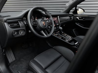 2026 Porsche Macan Macan GTS