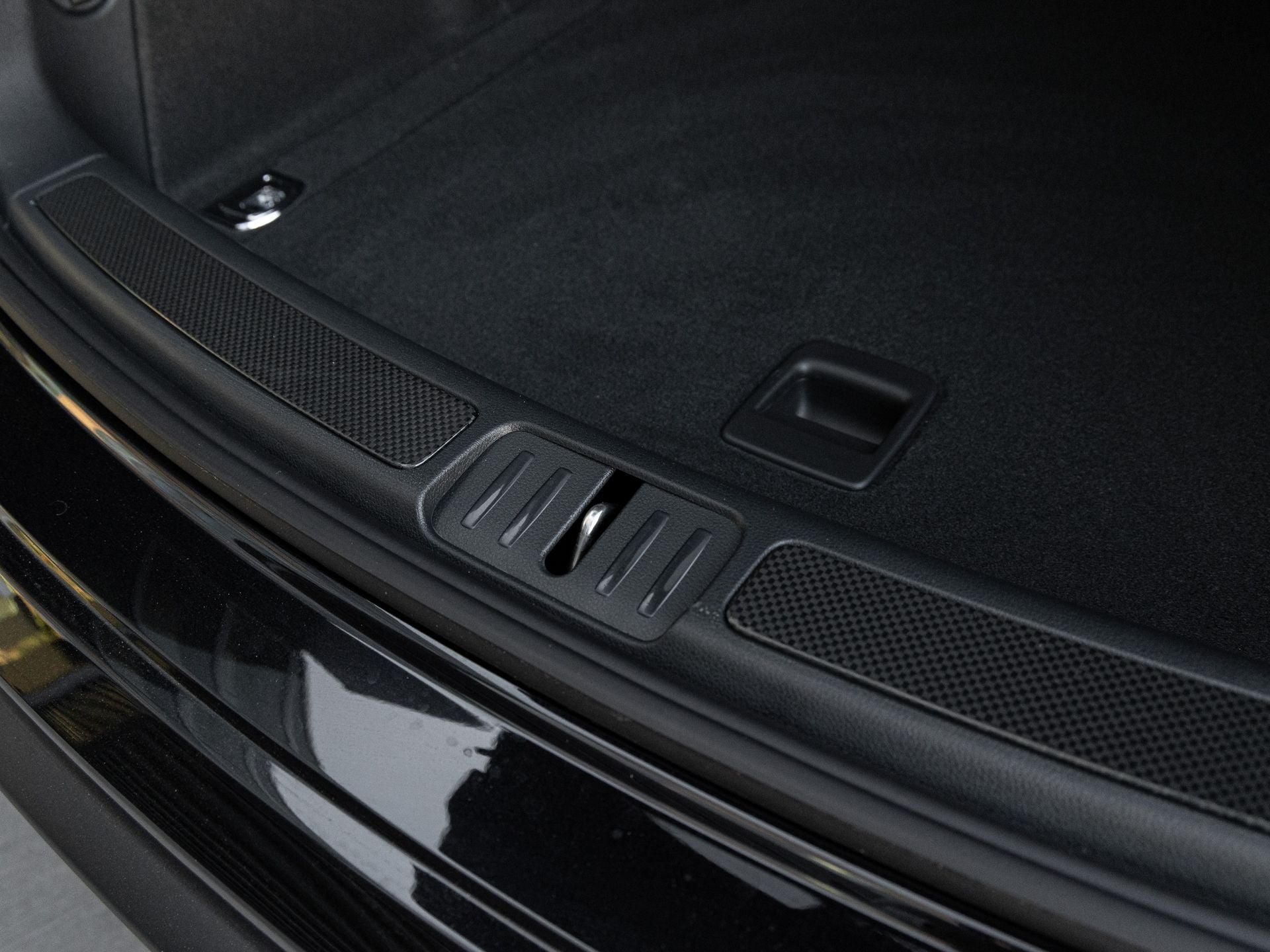 2026 Porsche Macan Macan GTS