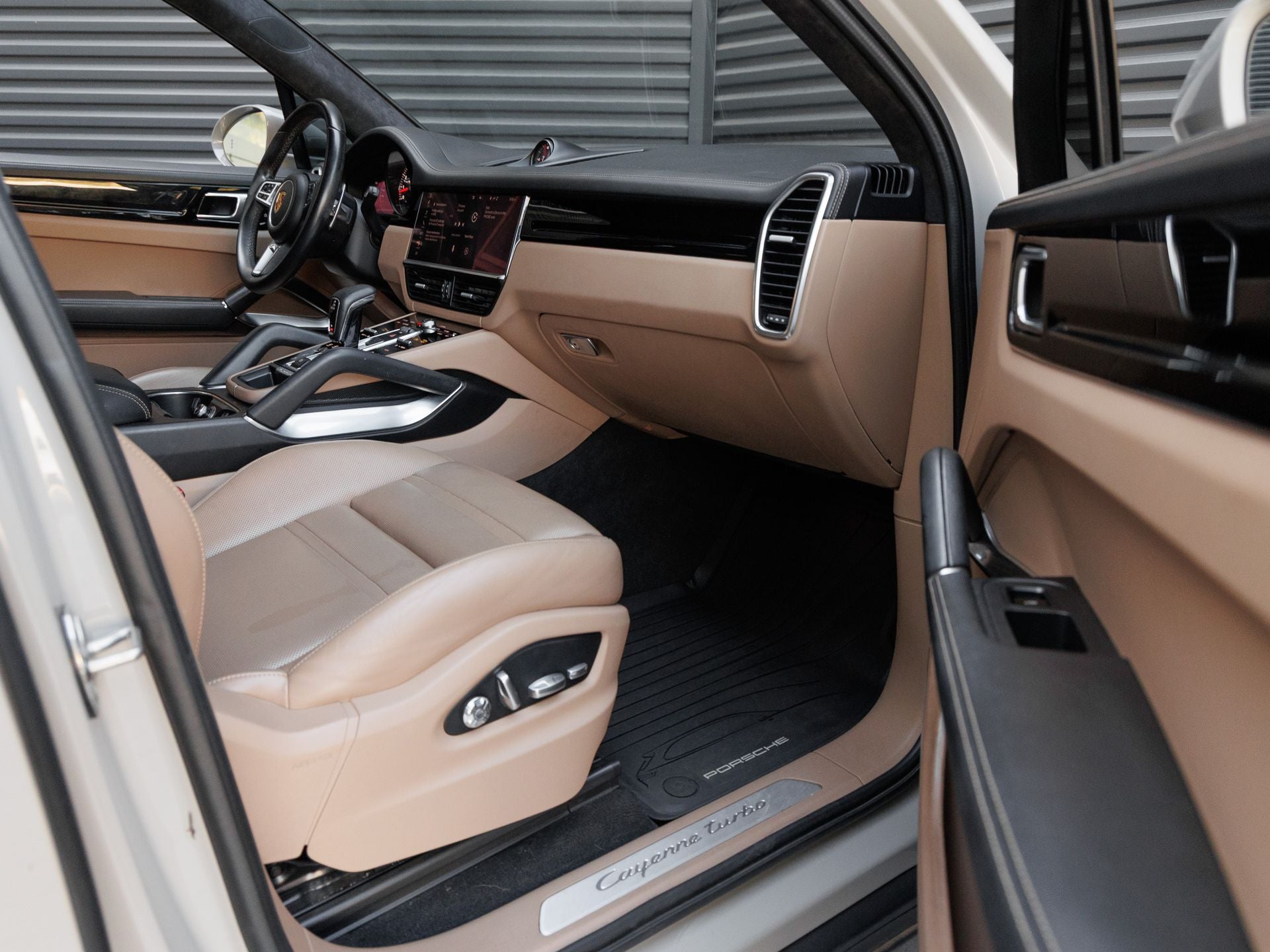 2020 Porsche Cayenne Cayenne Turbo