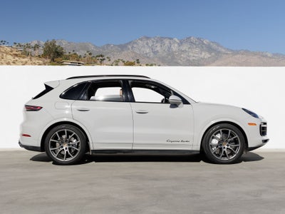 2020 Porsche Cayenne Cayenne Turbo