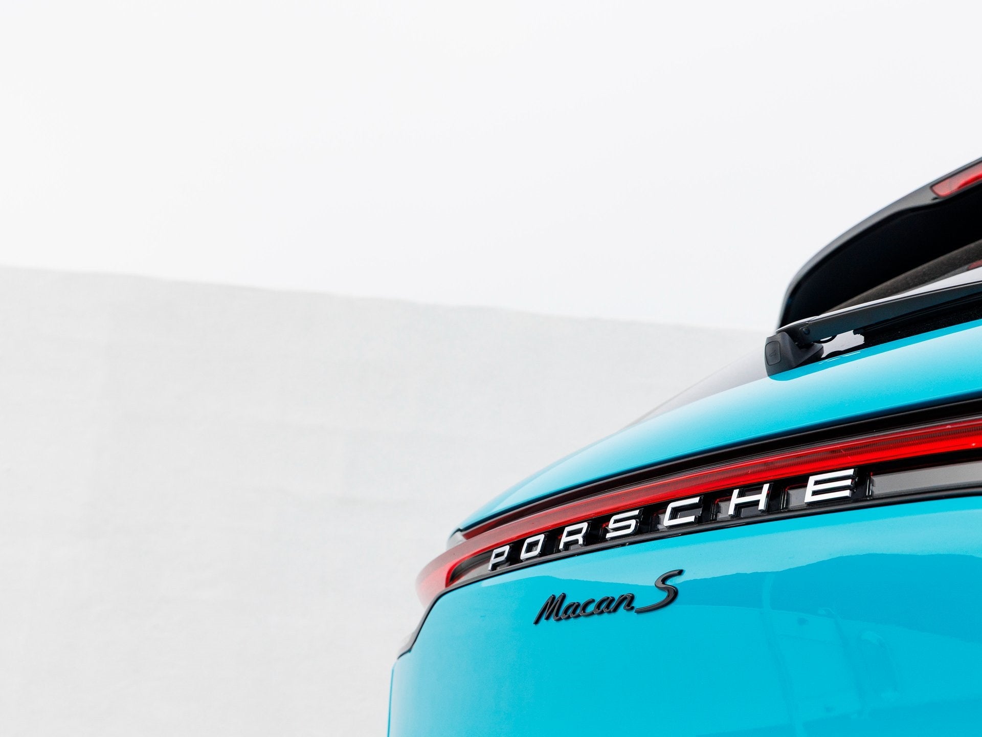 2022 Porsche Macan Macan S