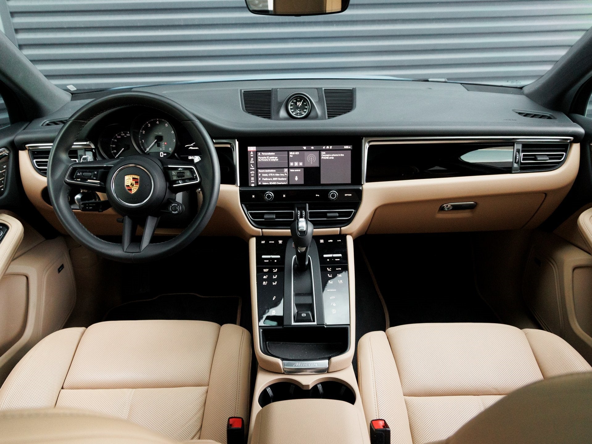 2022 Porsche Macan Macan S