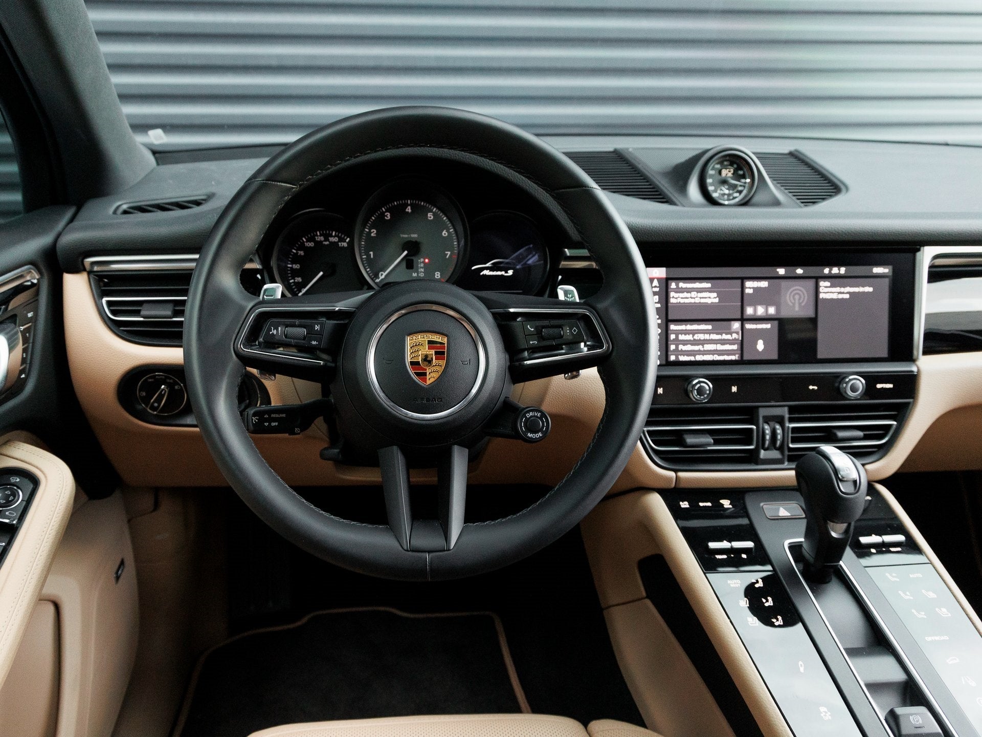 2022 Porsche Macan Macan S