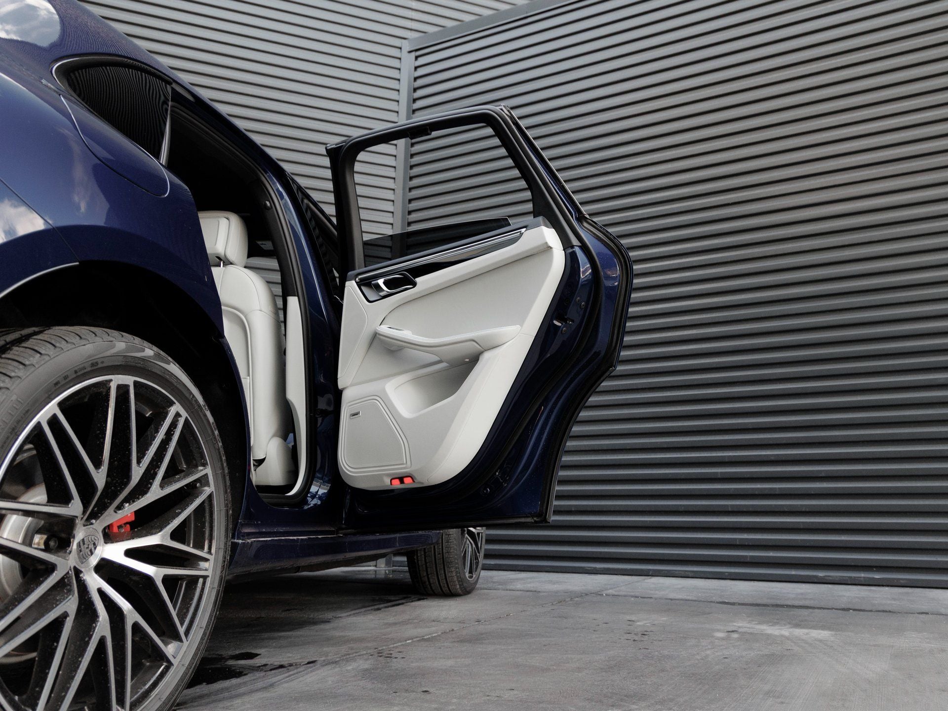 2026 Porsche Macan Macan S