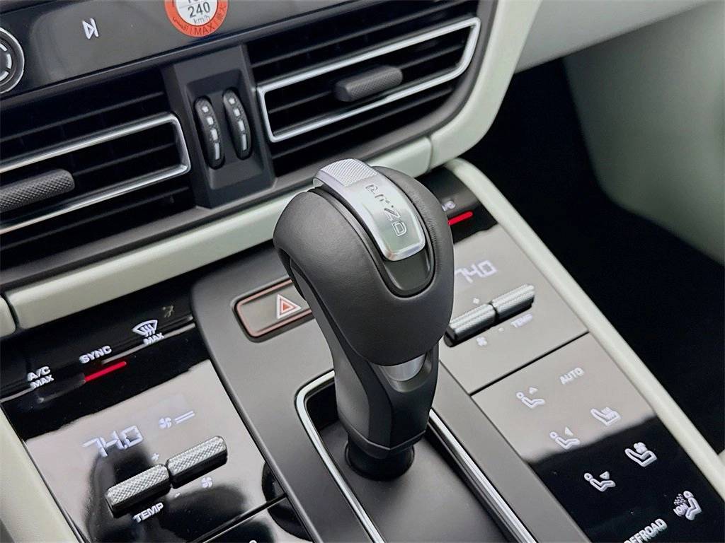 2026 Porsche Macan Macan S