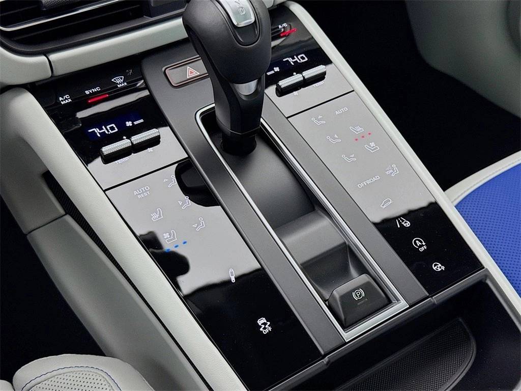 2026 Porsche Macan Macan S