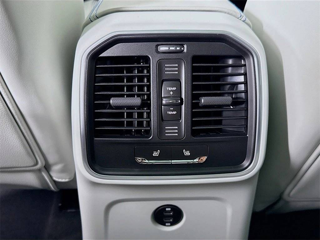 2026 Porsche Macan Macan S