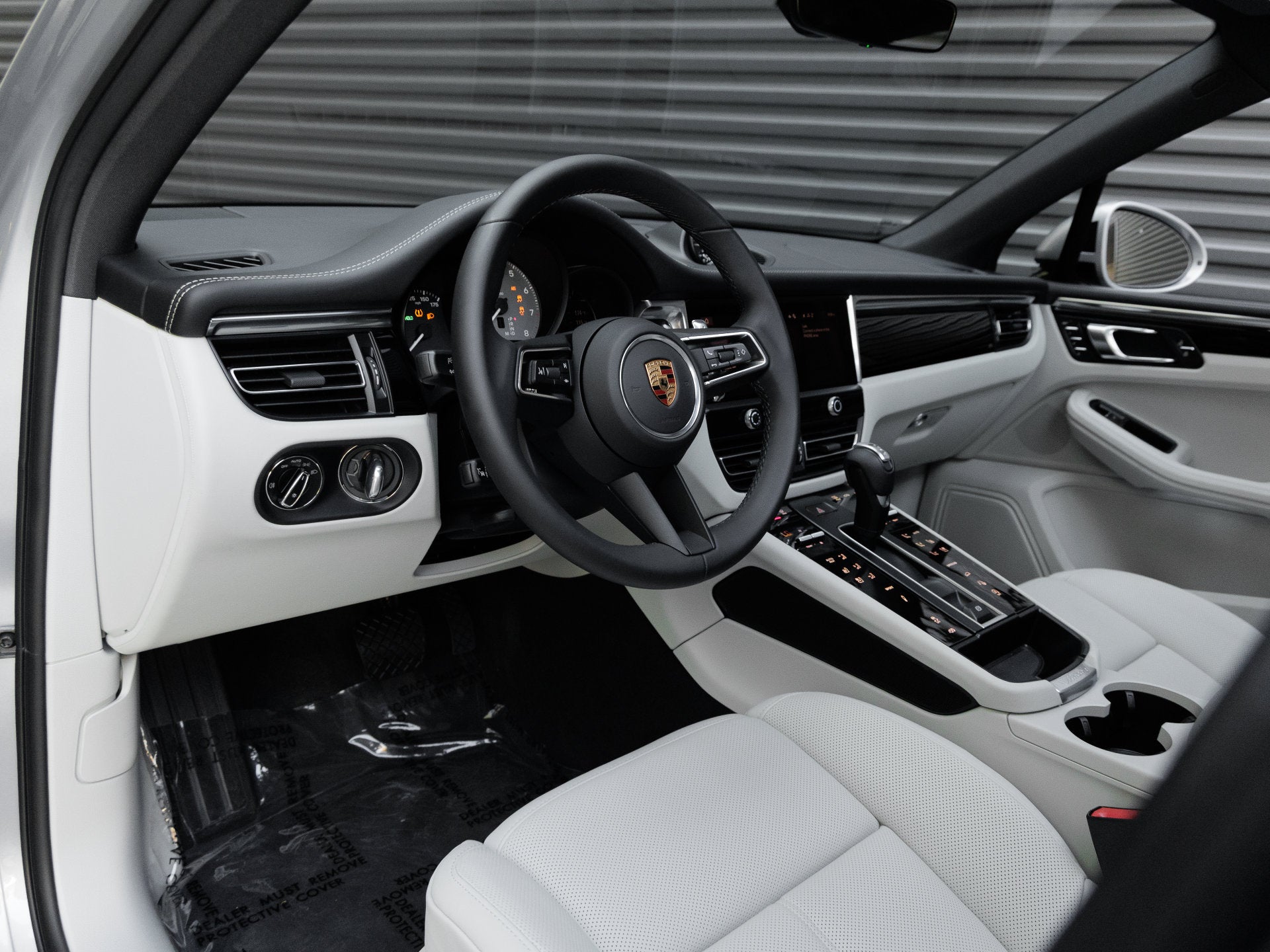 2026 Porsche Macan Macan S