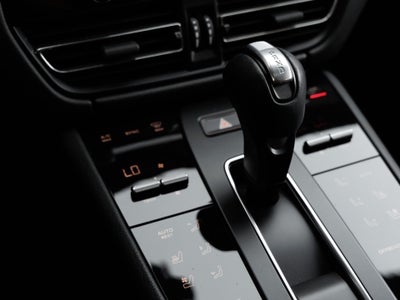 2023 Porsche Macan Macan S