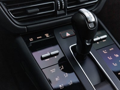 2024 Porsche Macan S