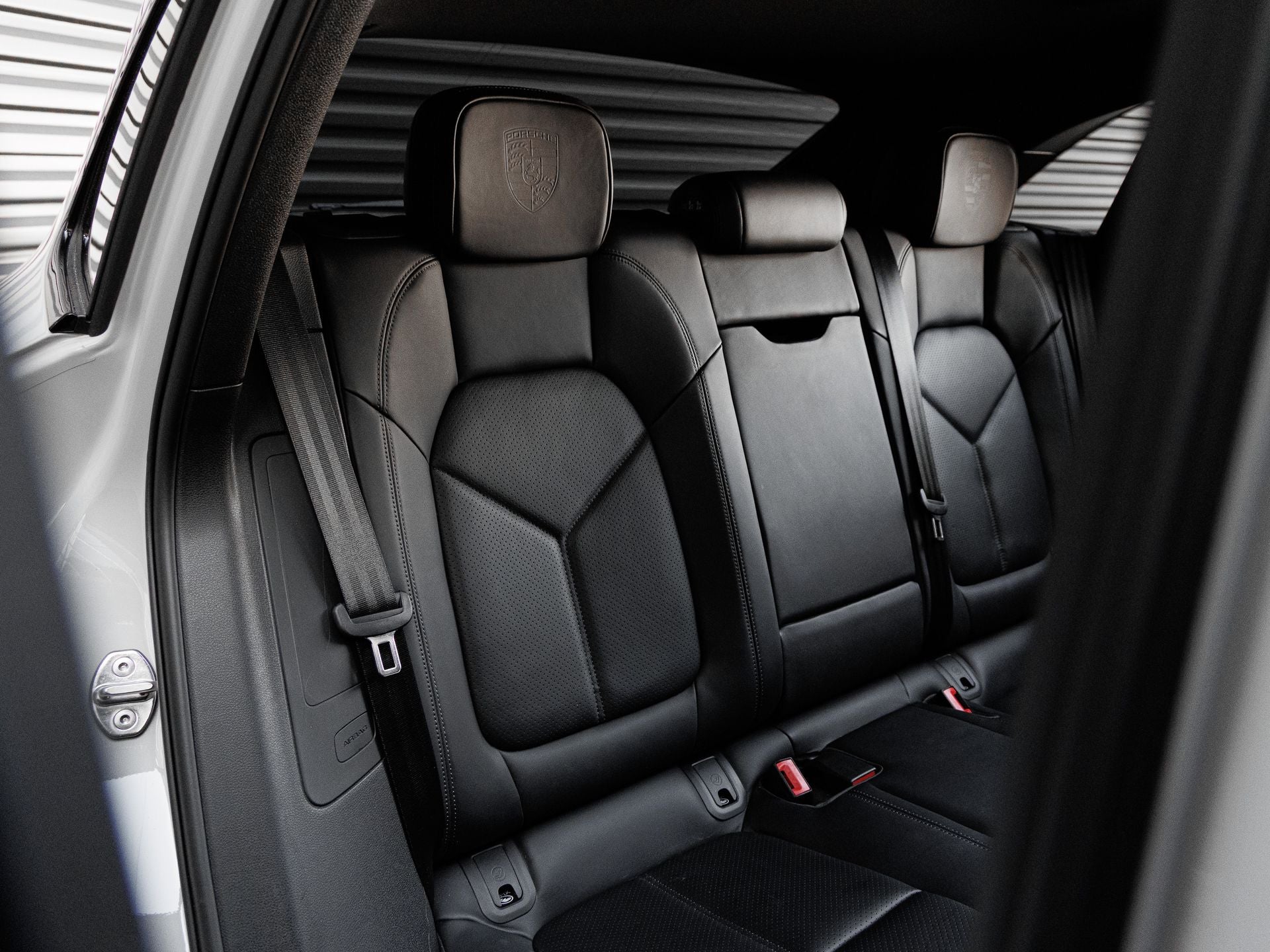 2024 Porsche Macan S