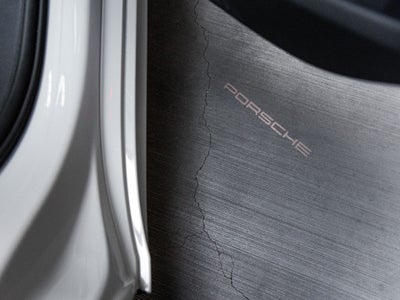2024 Porsche Macan S