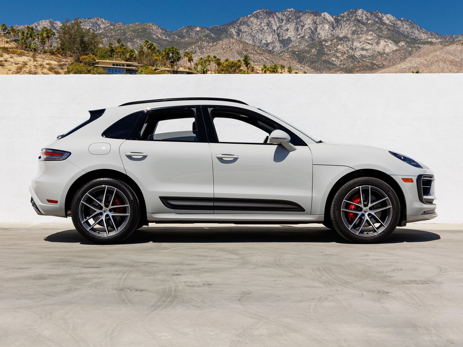 2024 Porsche Macan S
