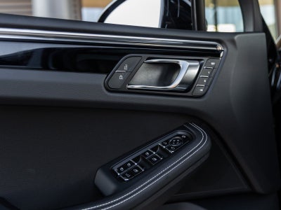 2026 Porsche Macan Macan S