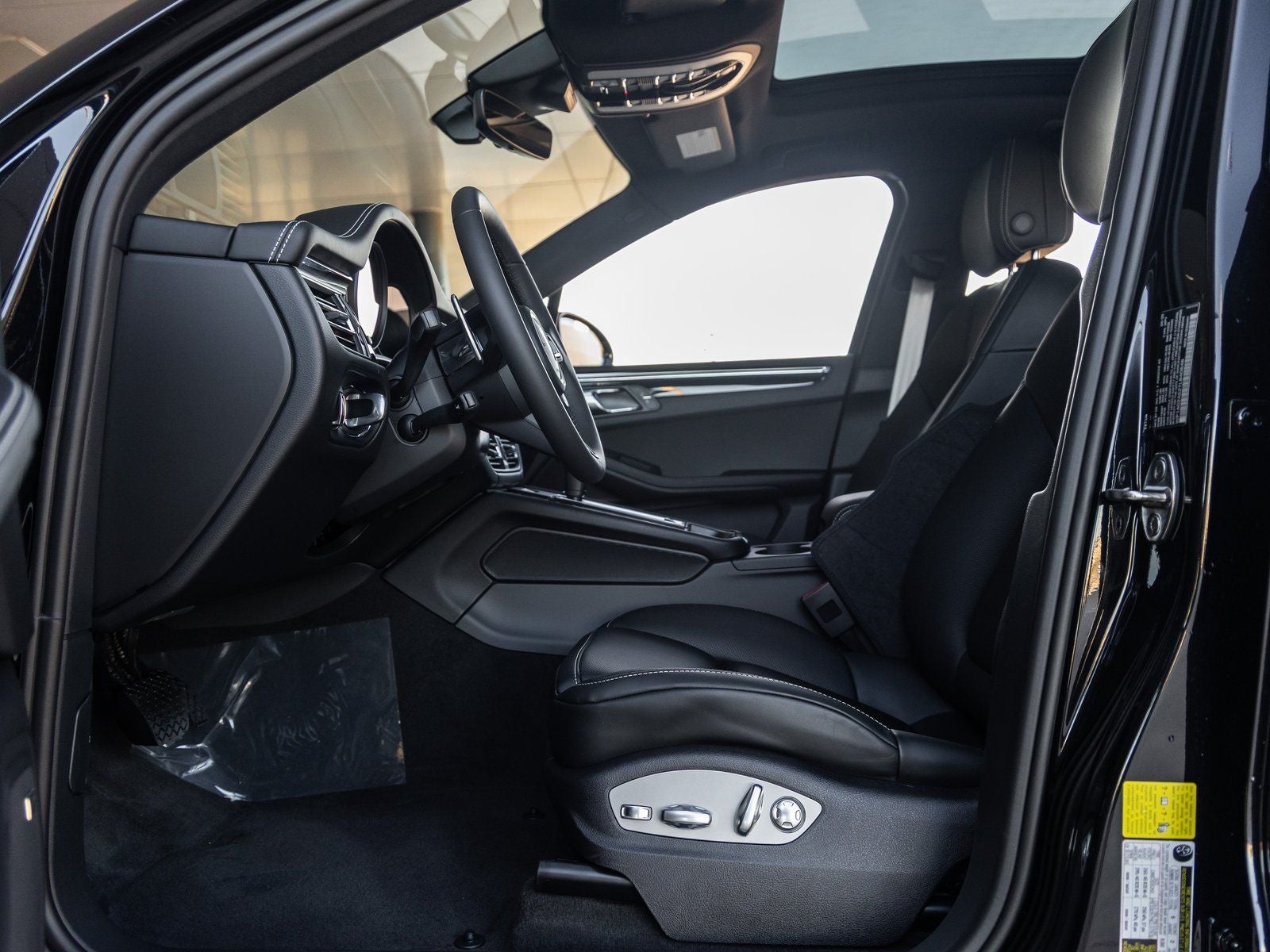 2026 Porsche Macan Macan S