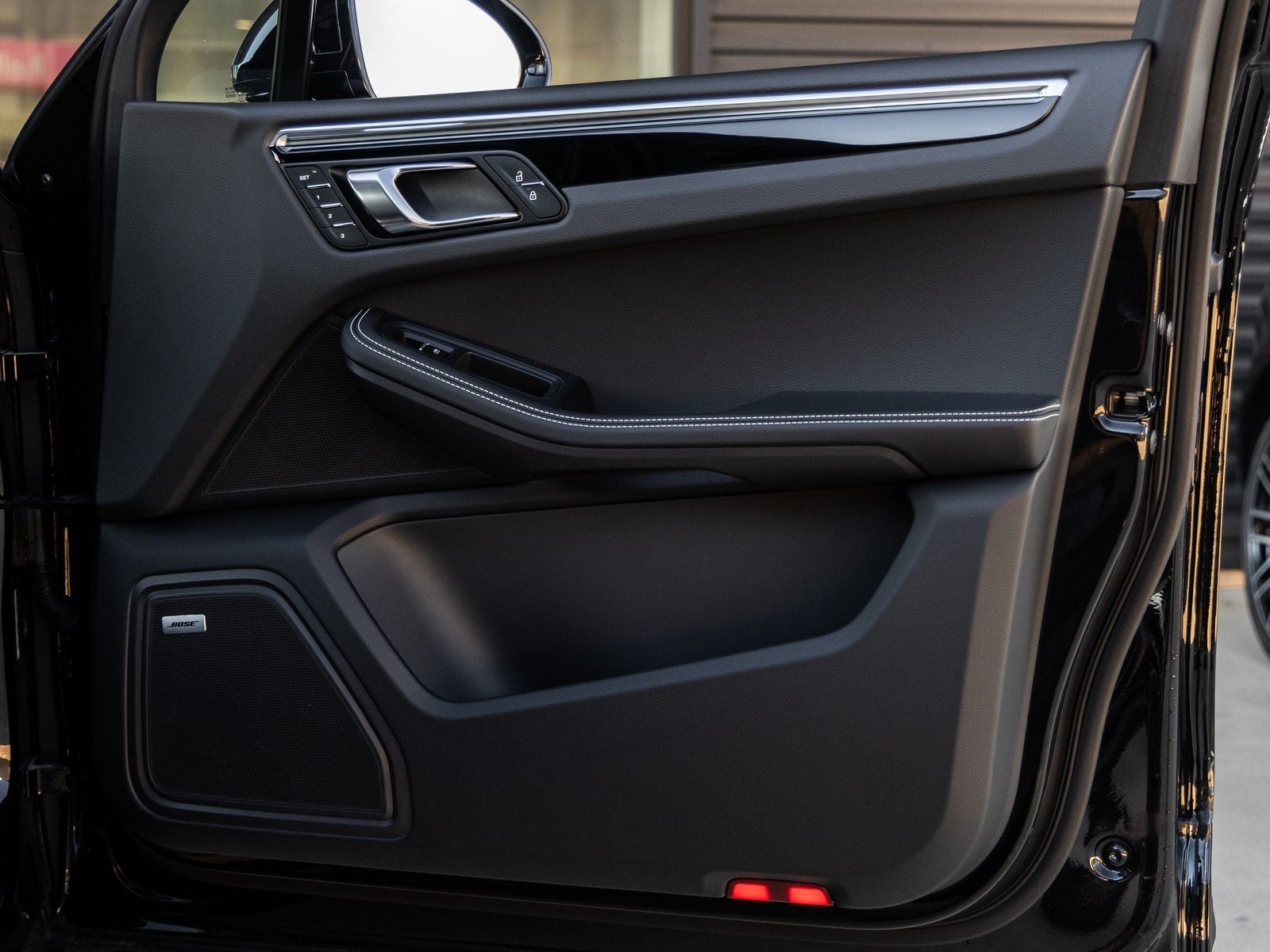 2026 Porsche Macan Macan S