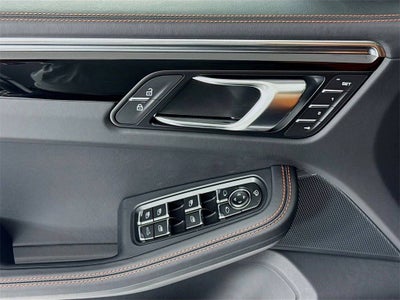 2026 Porsche Macan Macan S