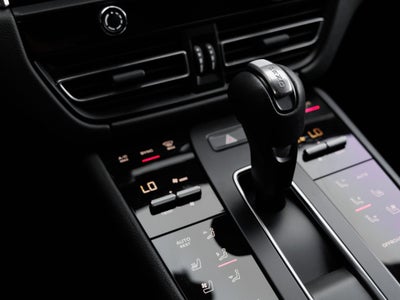 2023 Porsche Macan Macan S (MY23)