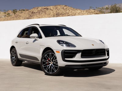 2023 Porsche Macan Macan S (MY23)