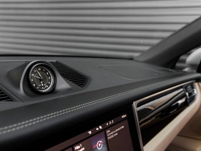 2022 Porsche Macan Macan S