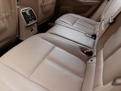 2022 Porsche Macan Macan S