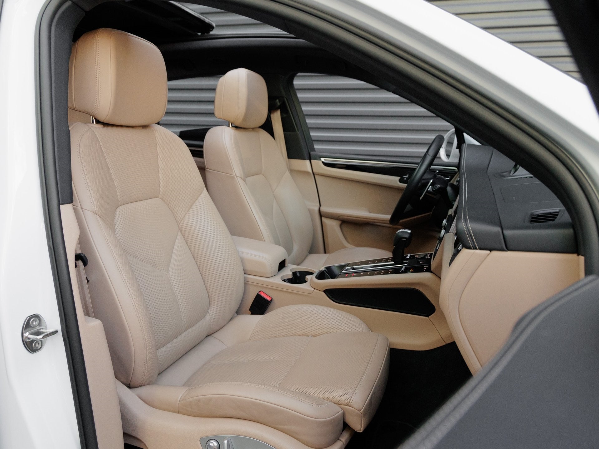 2022 Porsche Macan Macan S