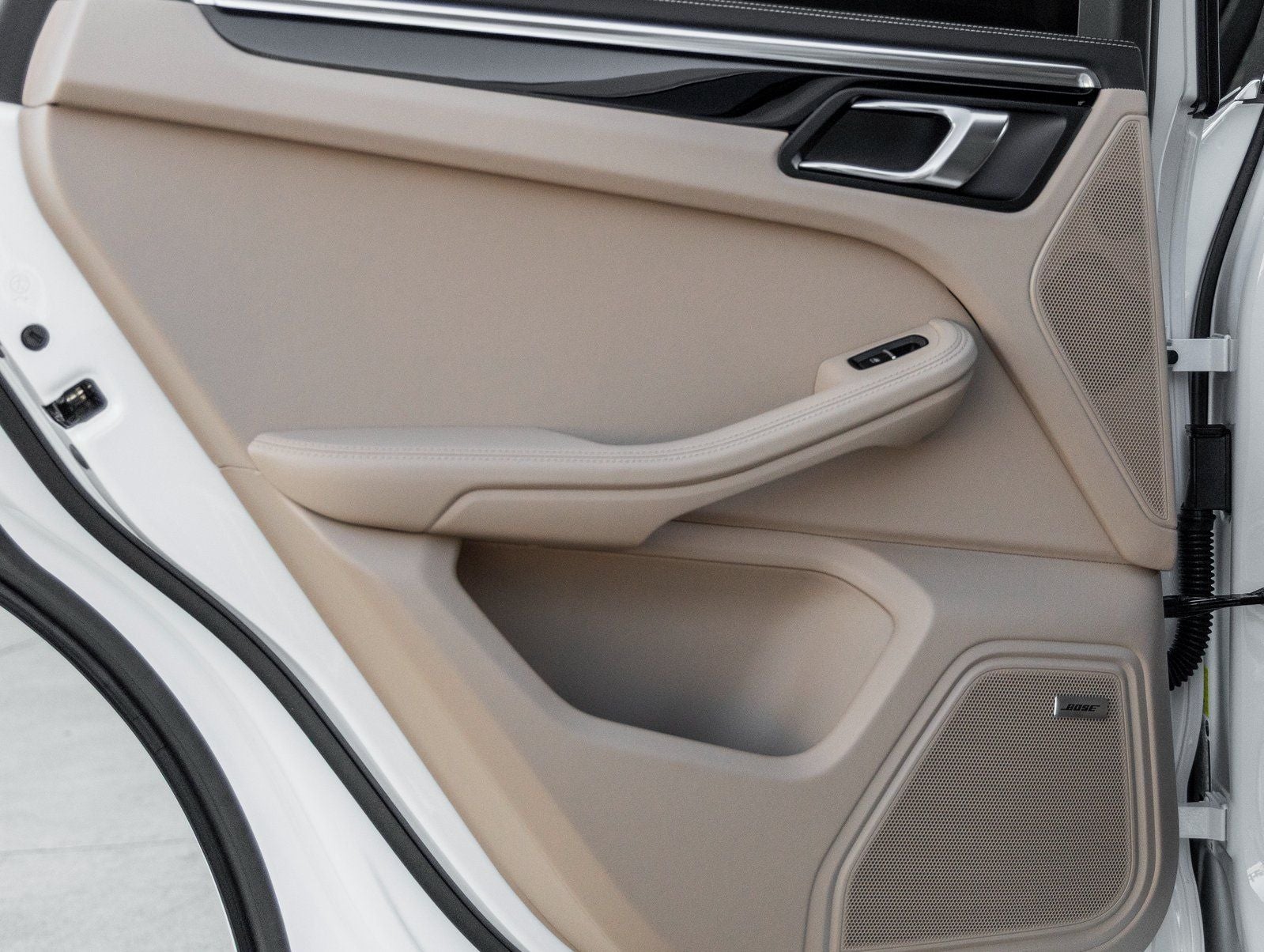 2026 Porsche Macan Macan S