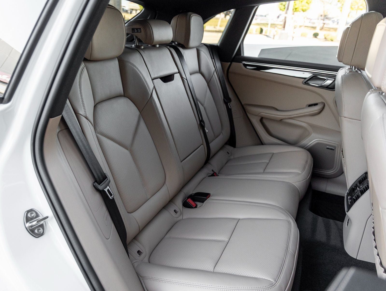 2026 Porsche Macan Macan S