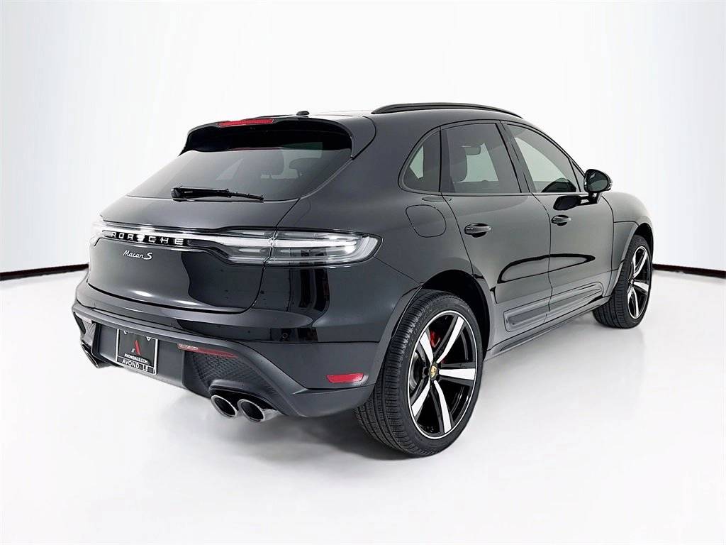 2026 Porsche Macan Macan S