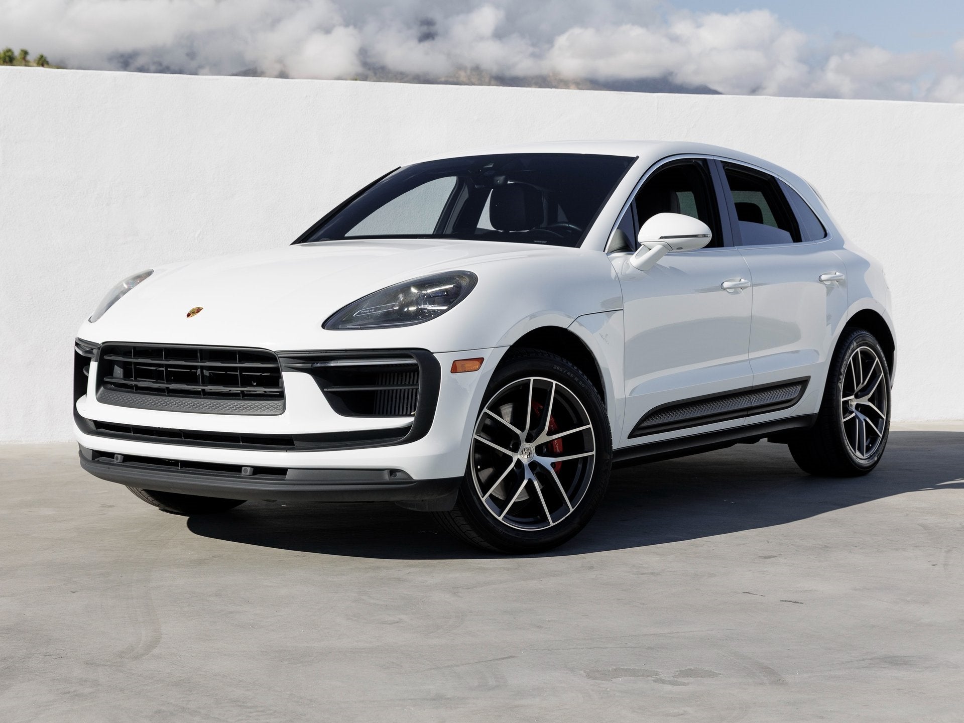 2022 Porsche Macan Macan S