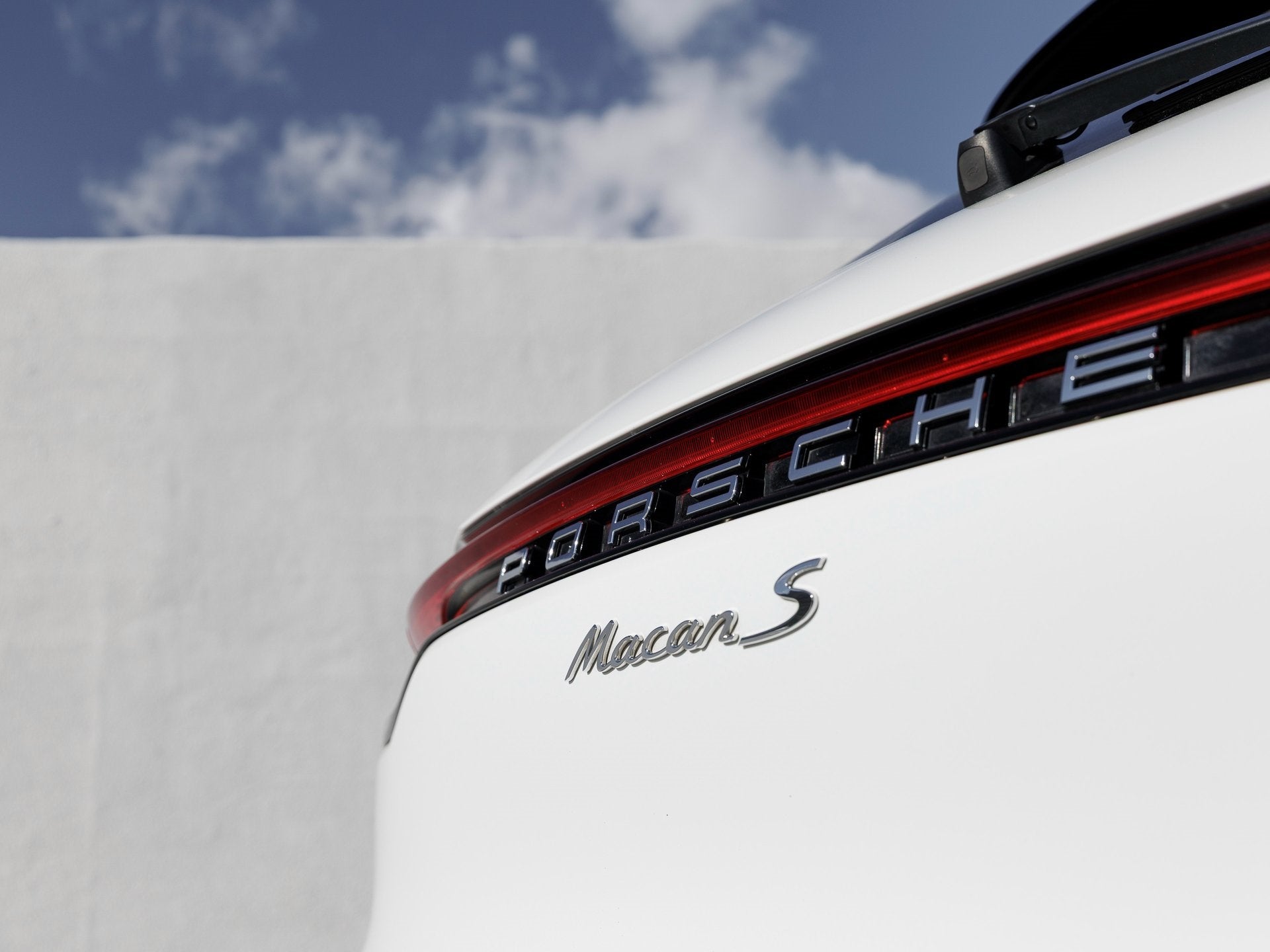 2022 Porsche Macan Macan S