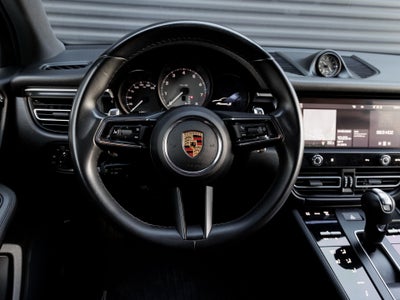 2022 Porsche Macan Macan S