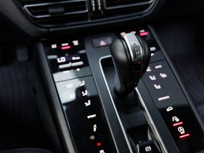 2022 Porsche Macan Macan S