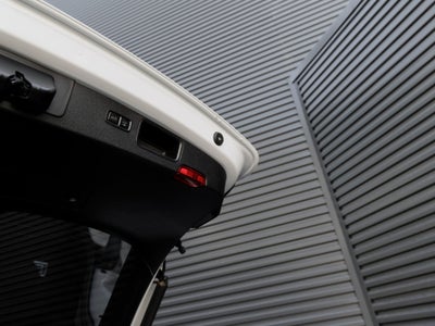 2022 Porsche Macan Macan S