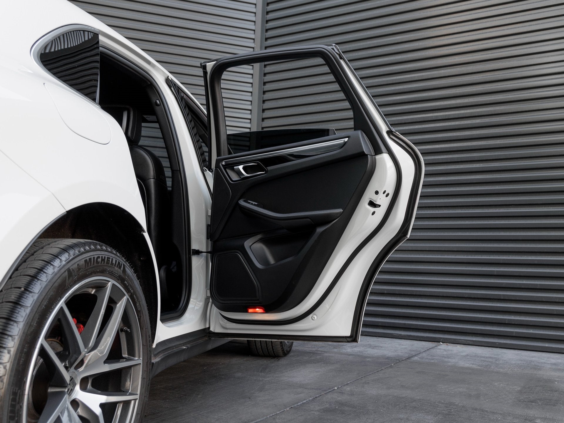 2022 Porsche Macan Macan S